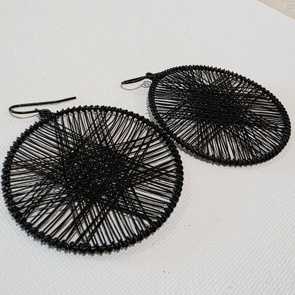 Black Round Woven Star Black Wire Dangle Hoop Pierced French Hook Earrings - Picture 4 of 9